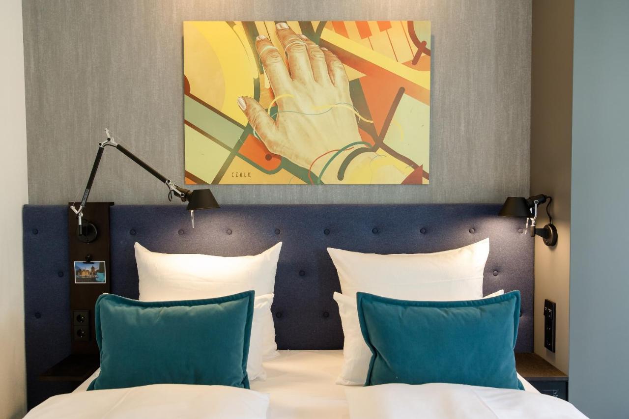 Motel One Манхайм Екстериор снимка